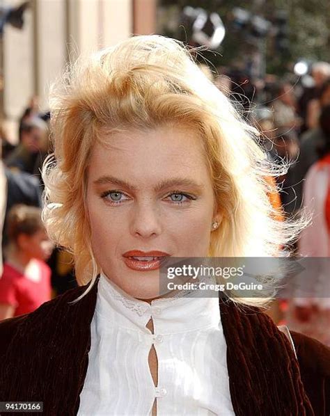 Erika Eleniak Et Photos and Premium High Res Pictures .